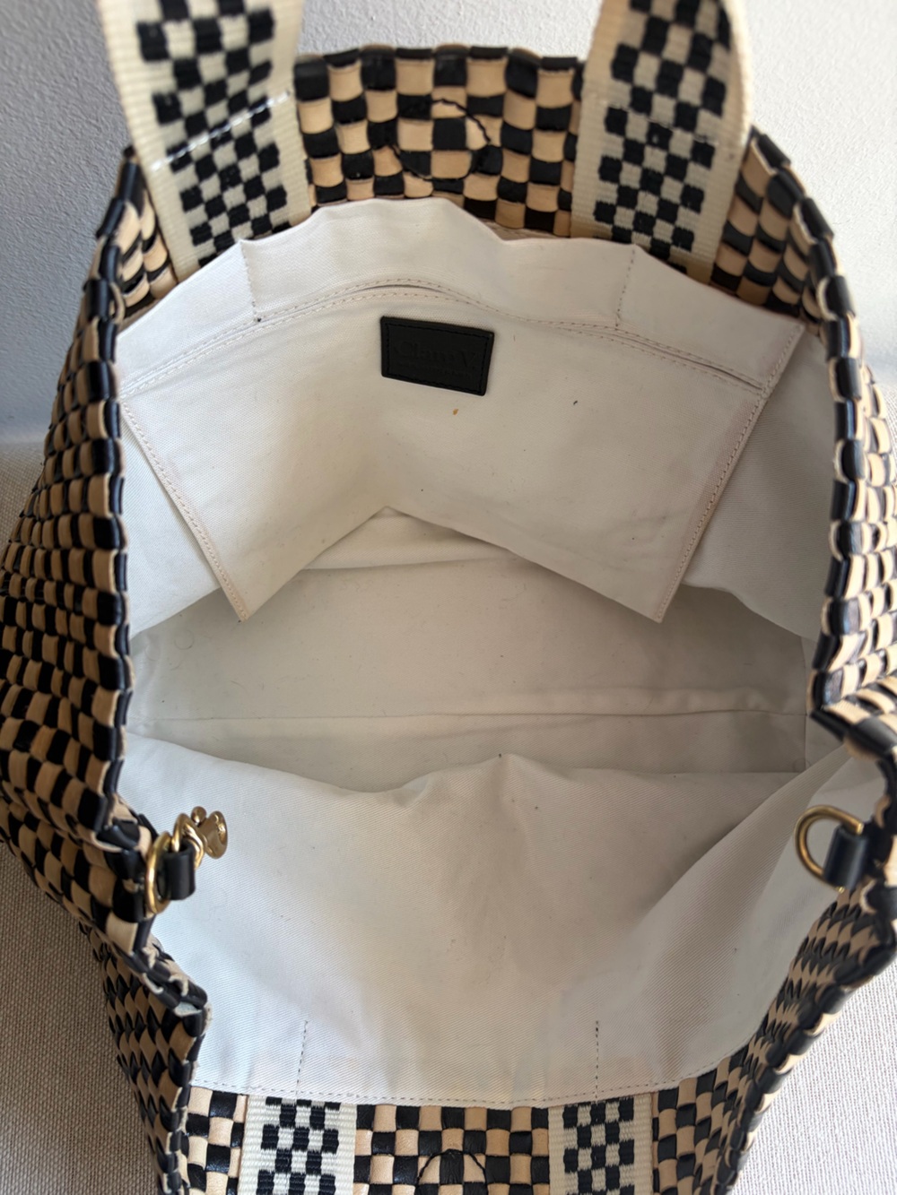 CLARE V Woven Checked Leather Tote - Picture 4 of 6